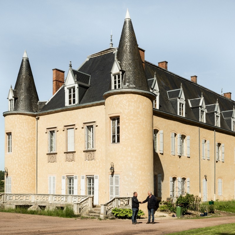 Visite d'un lot de bois avec le propriétaire