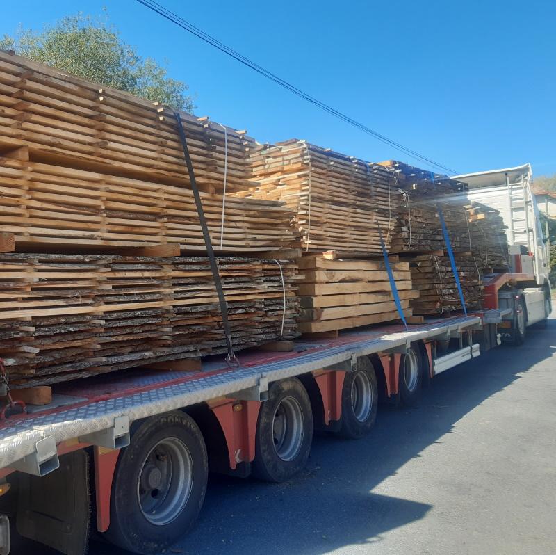 Transfert des sciages à Blanzy par camion