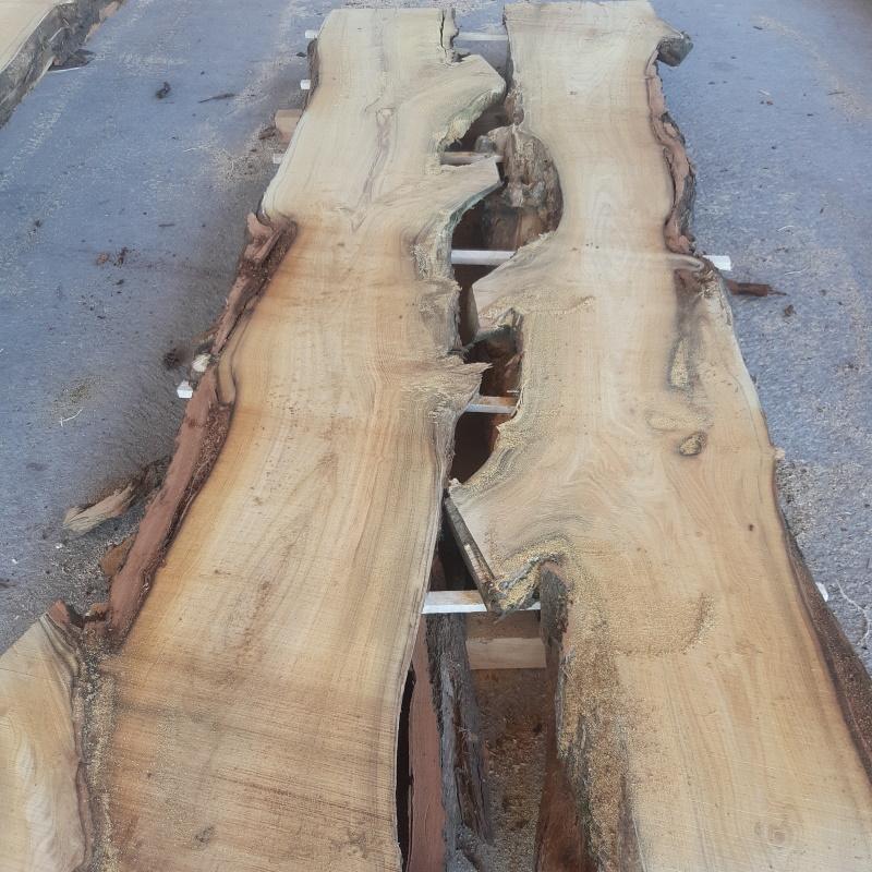 Plateaux table chêne rivertable live edge
