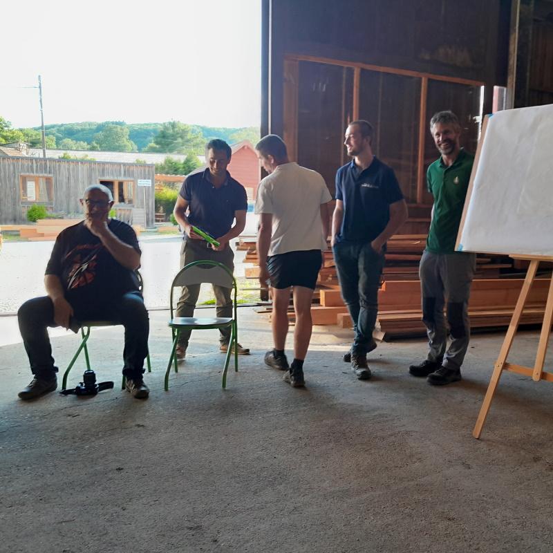Réunion sur un circuit court pour le bois à la scierie de Luzy