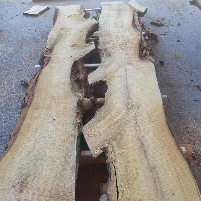 Des planches originales et atypiques en acacia