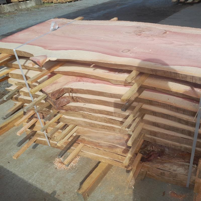 Plateaux de sequoia pour construction bois extérieur