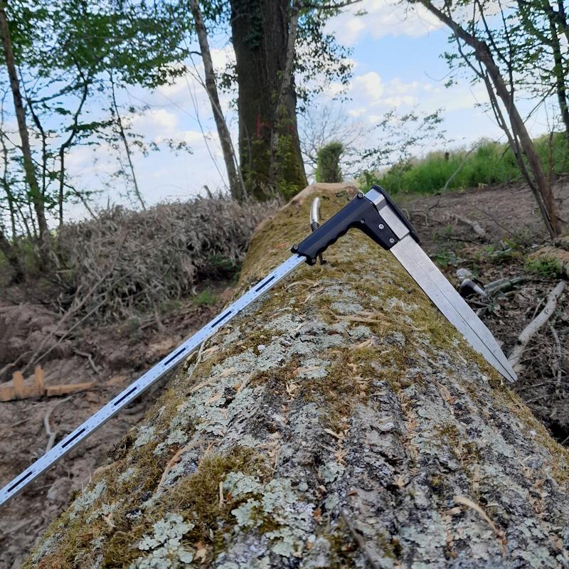 Matériel de cubage forestier